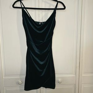 Dark green Windsor dress, Size S, NWT, Polyester & Spandex Material